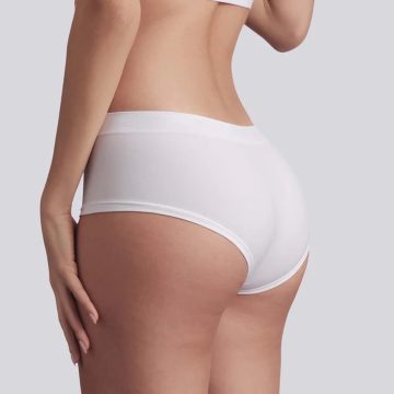 SHORT 057